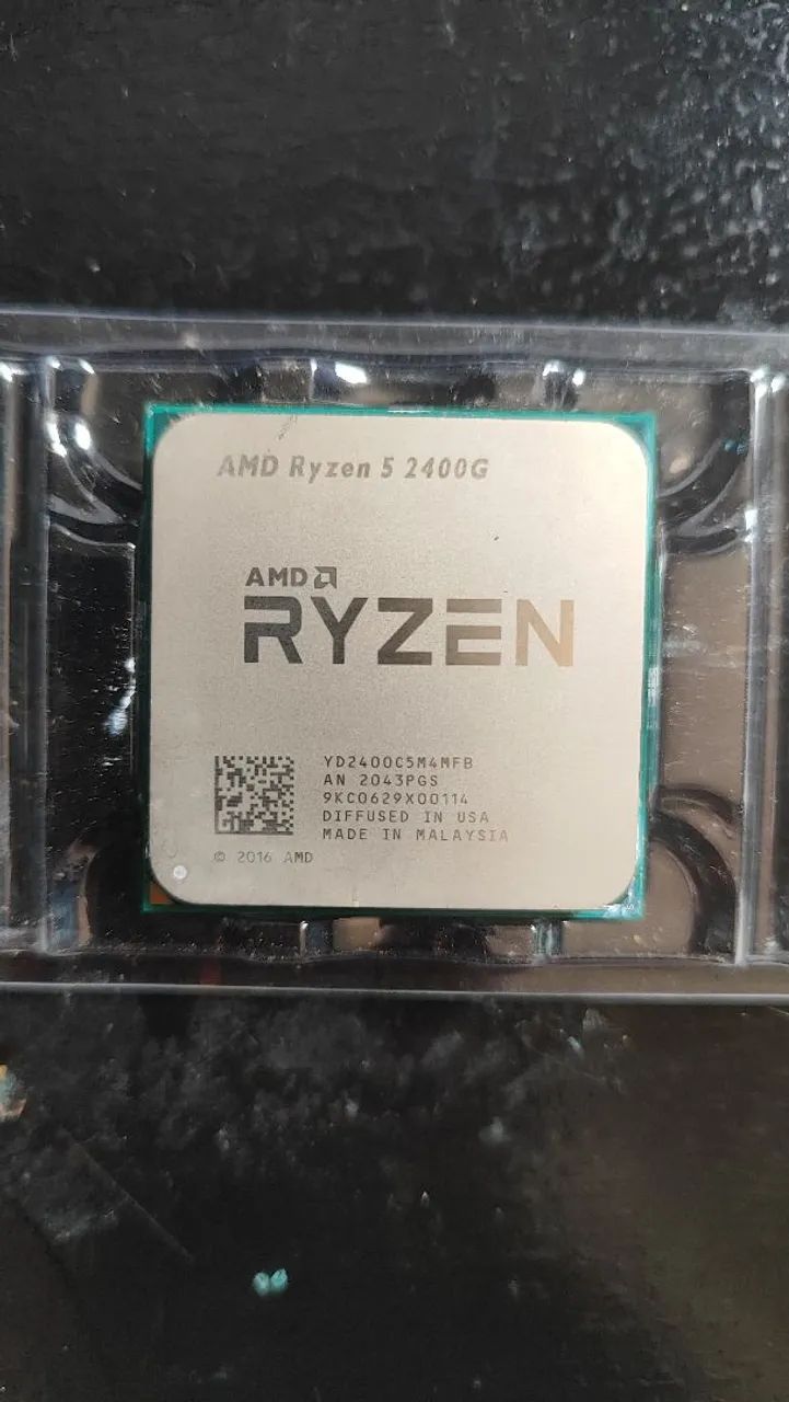 Processador AMD Ryzen 5 2400g Usado com Cooler