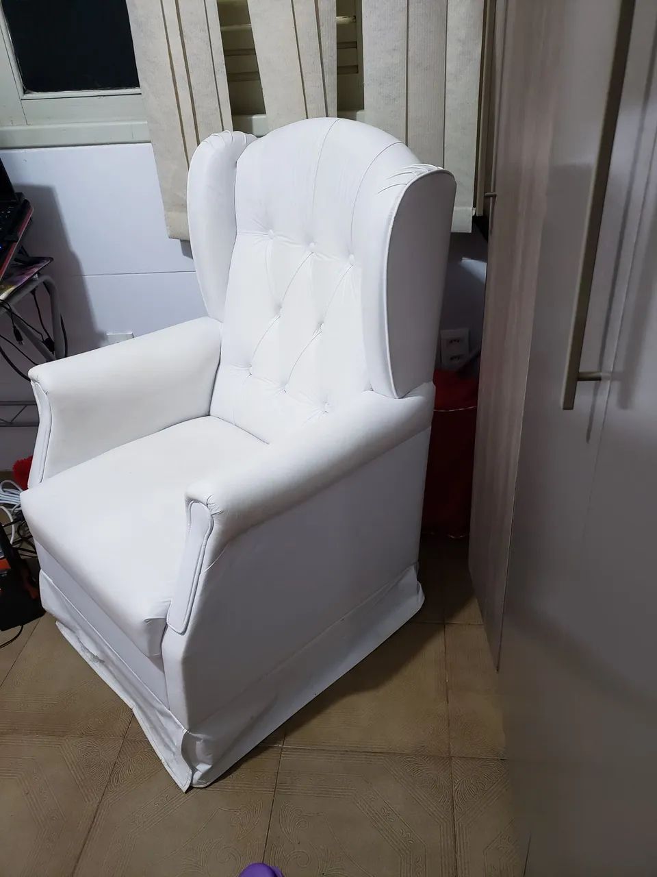 Poltrona de Quarto de bebê - 450,00 - Foto 2