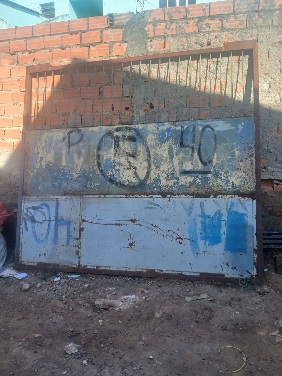 Portão ferro
