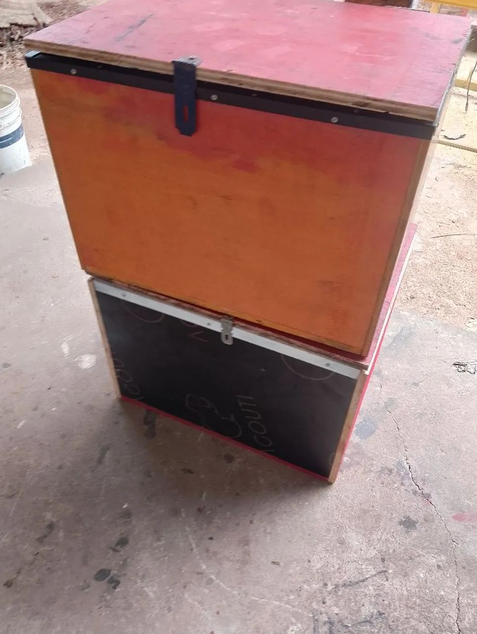 Vendo 2 baú multiuso  - Foto 2