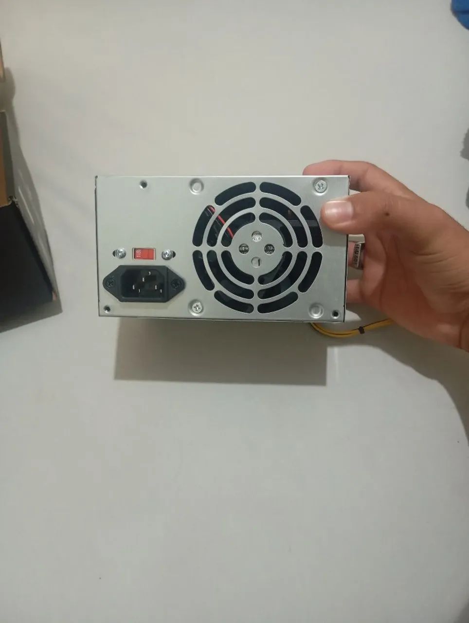 Fonte de pc 230w