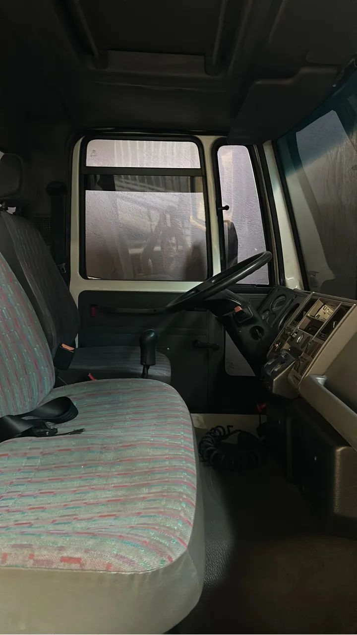 Ford Cargo 2422E - Foto 4