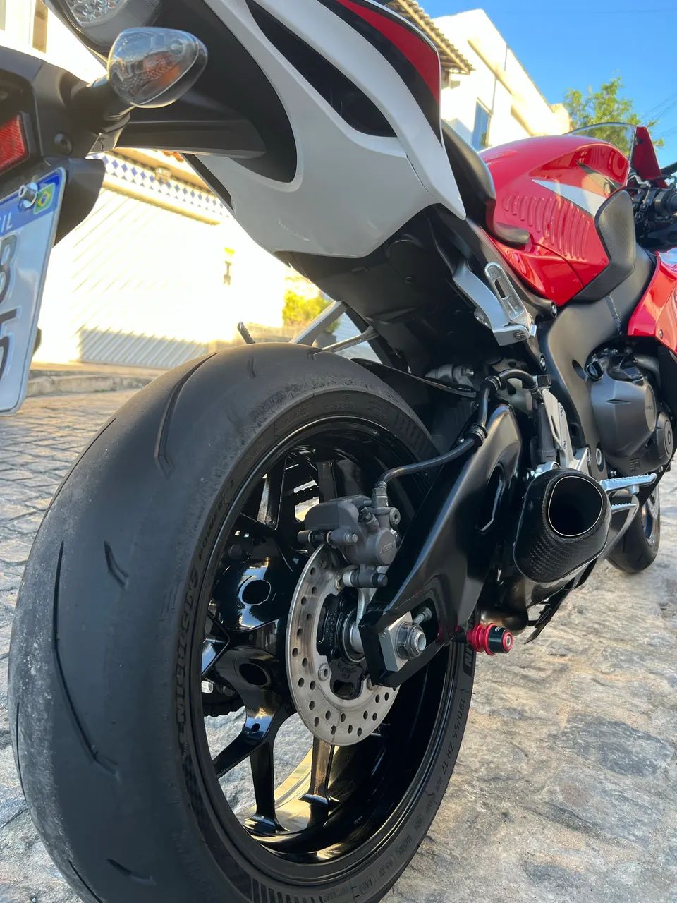CBR 1000RR FIREBLADE  - Foto 3
