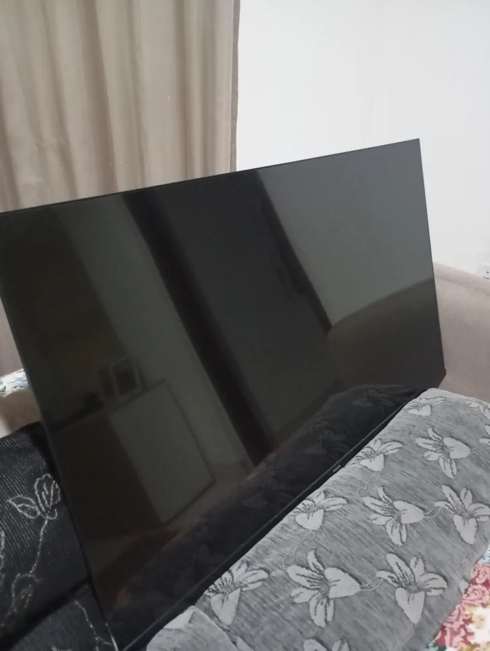 Vendo tv 55 polegadas, smart, com defeito na imagem, se possível troca de tela 