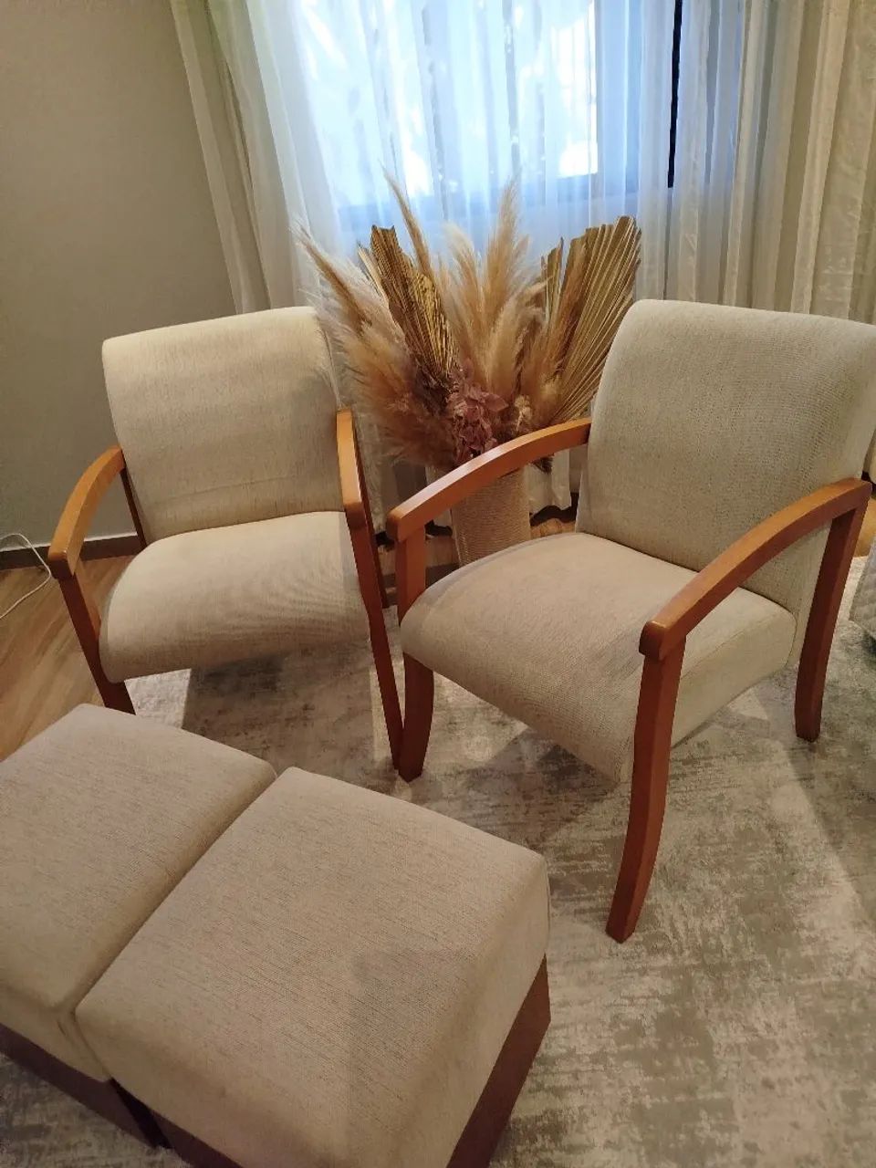 Lindo par de poltronas mais apoio para os pés de brinde  - Foto 5