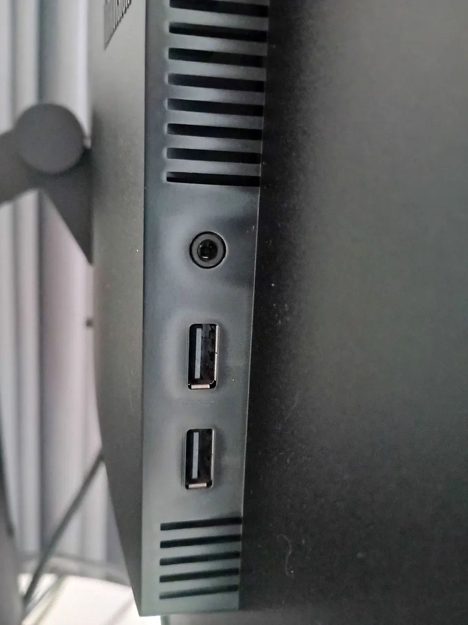 Monitor Lenovo ThinkVision - Foto 3