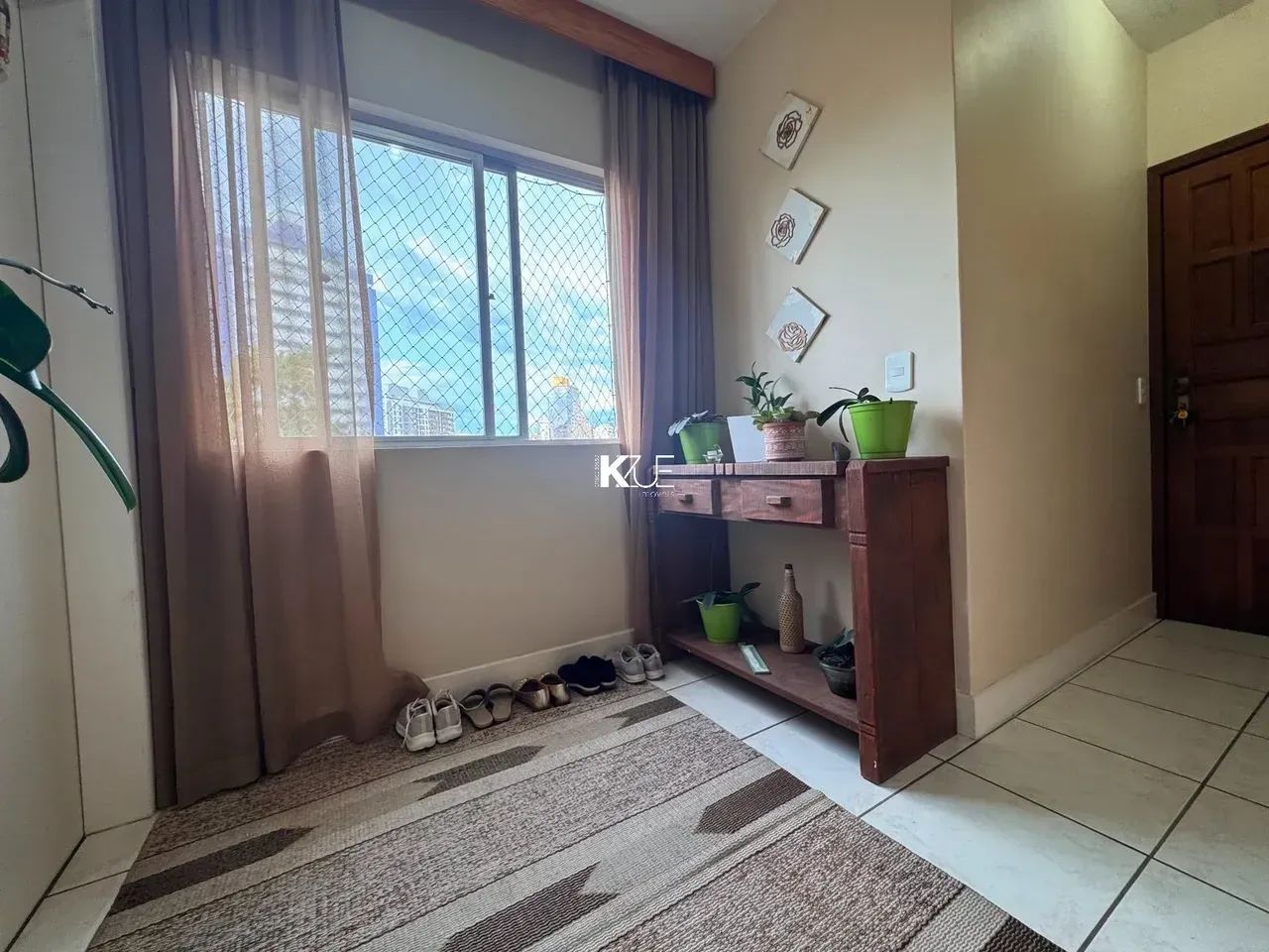 Apartamento amplo com 3 dormitórios, suíte e vista mar! - Foto 2