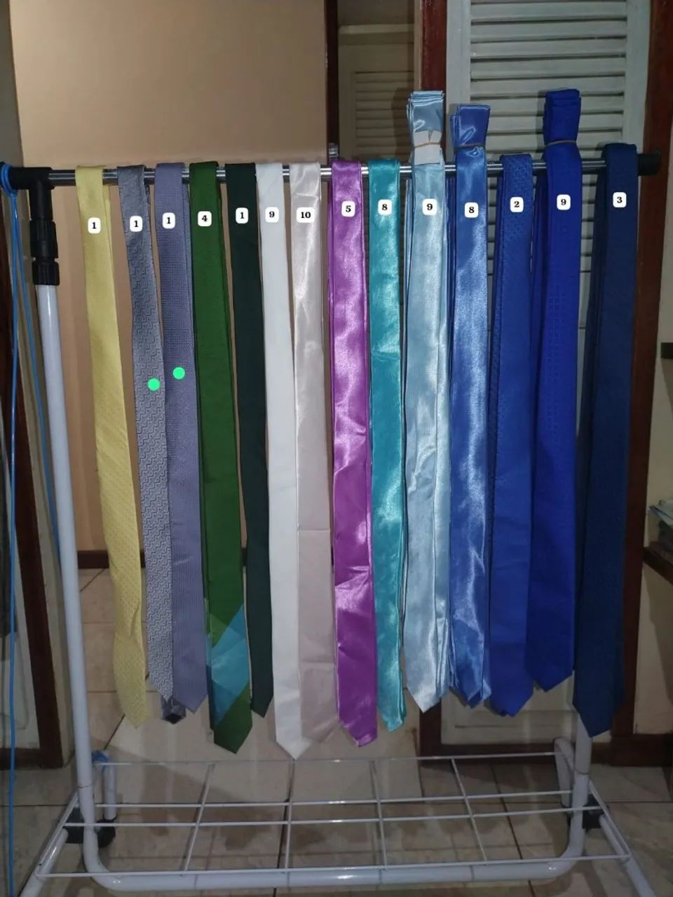 Gravatas DIVERSAS CORES DISPONÍVEIS - Foto 3
