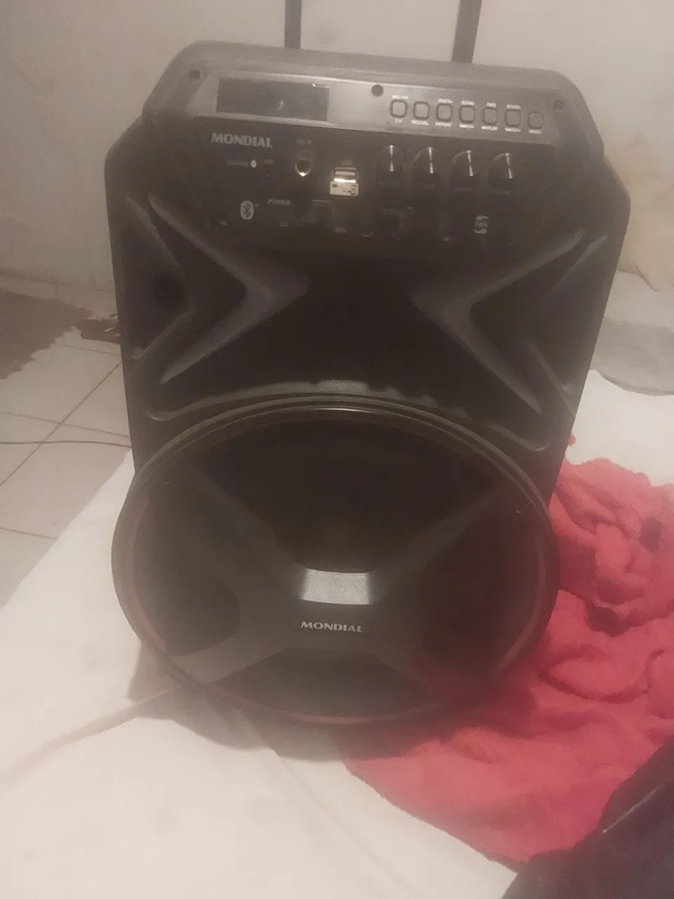 Caixa de som amplificada mudial 