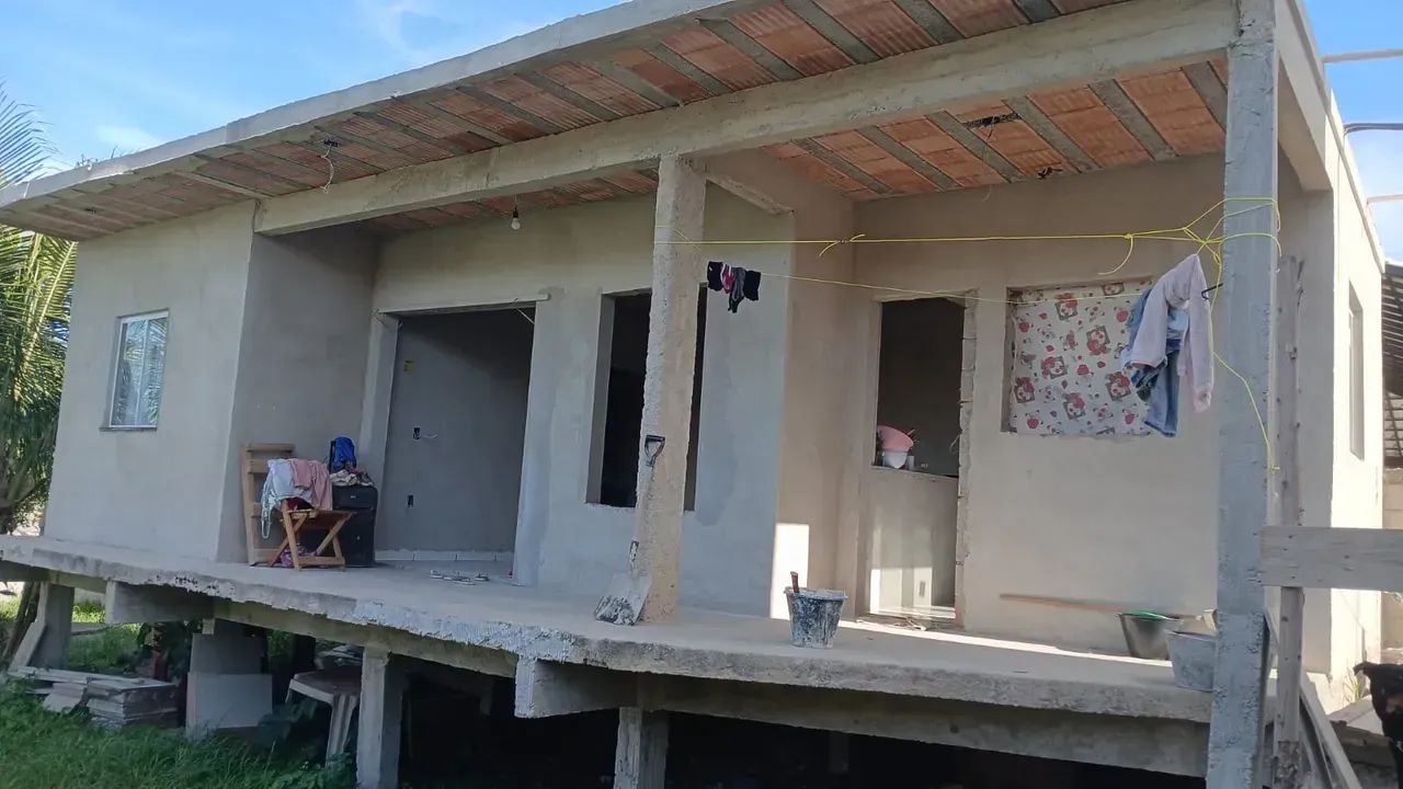 CASA COM 1 QUARTO EM FLEXEIRA