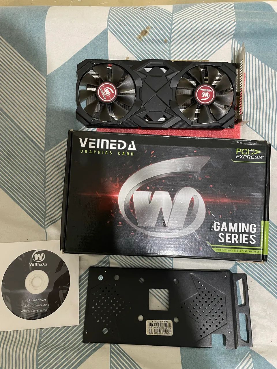 Placa de video RX 580 de 8GB semi nava na caixa  - Foto 3