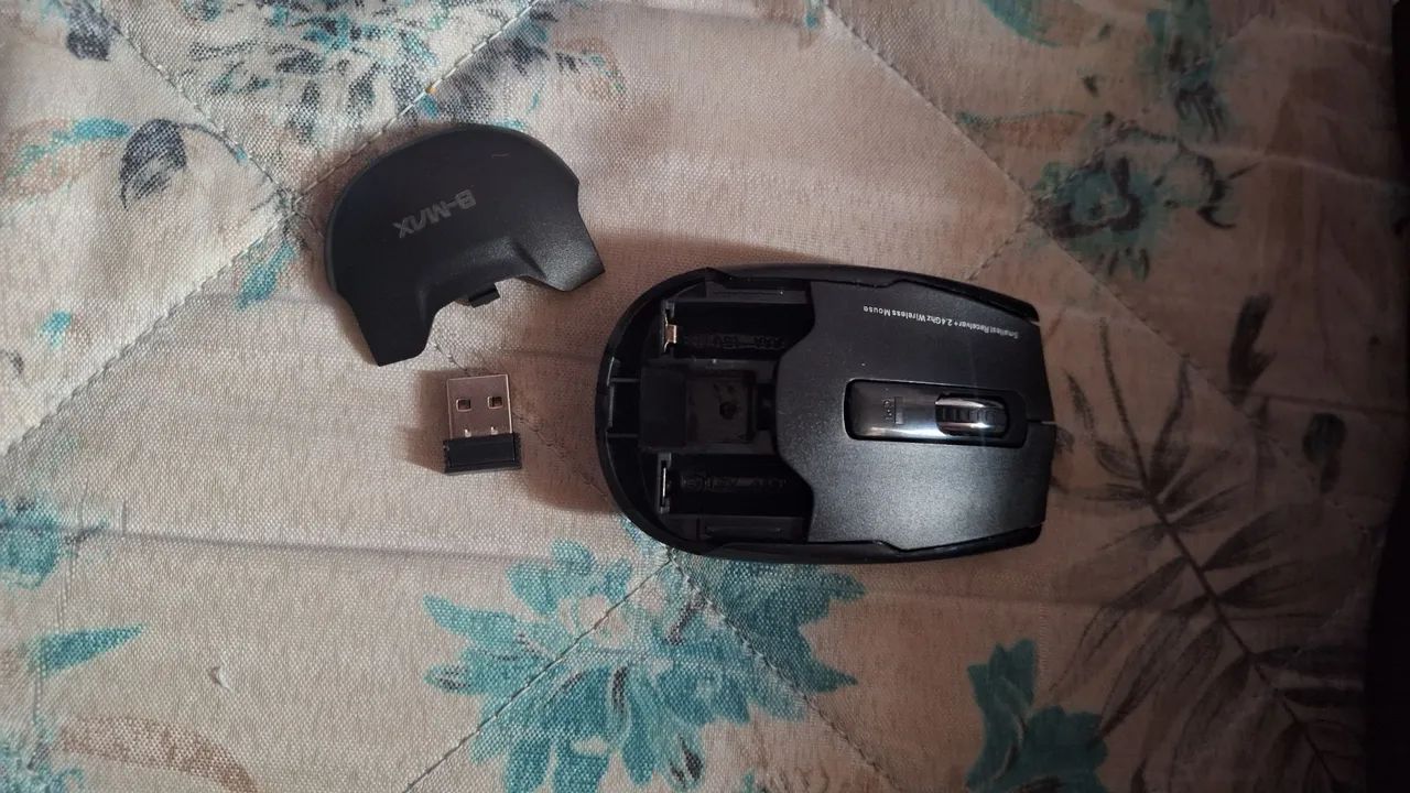 Kit Teclado e Mouse Sem Fio B-MAX HK-3910 - Foto 3