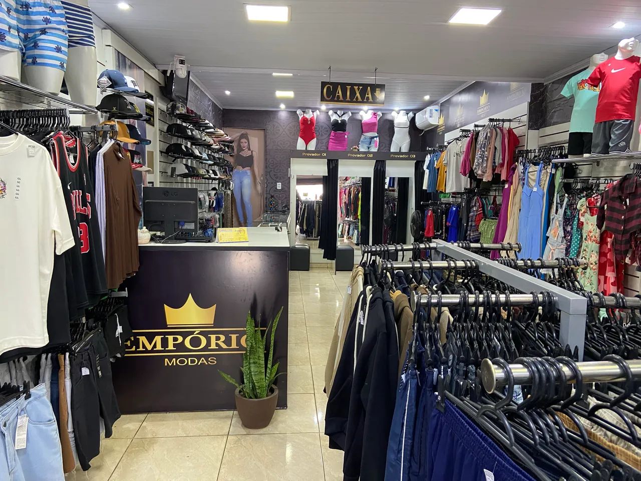 Passo o ponto Loja de roupa Unissex. - Foto 5