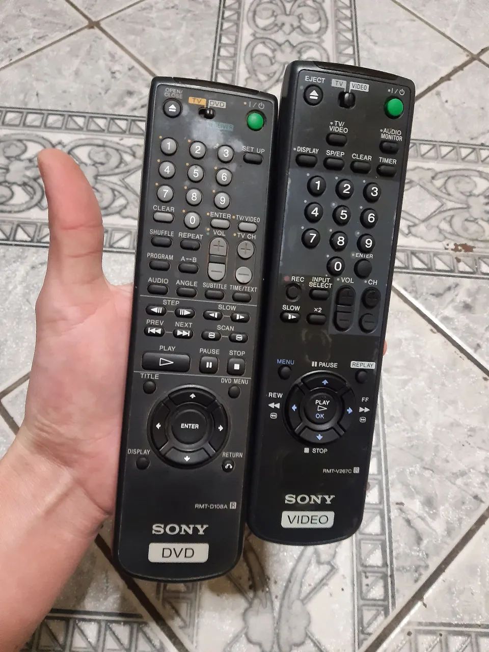 Kit 2 controles de dvd