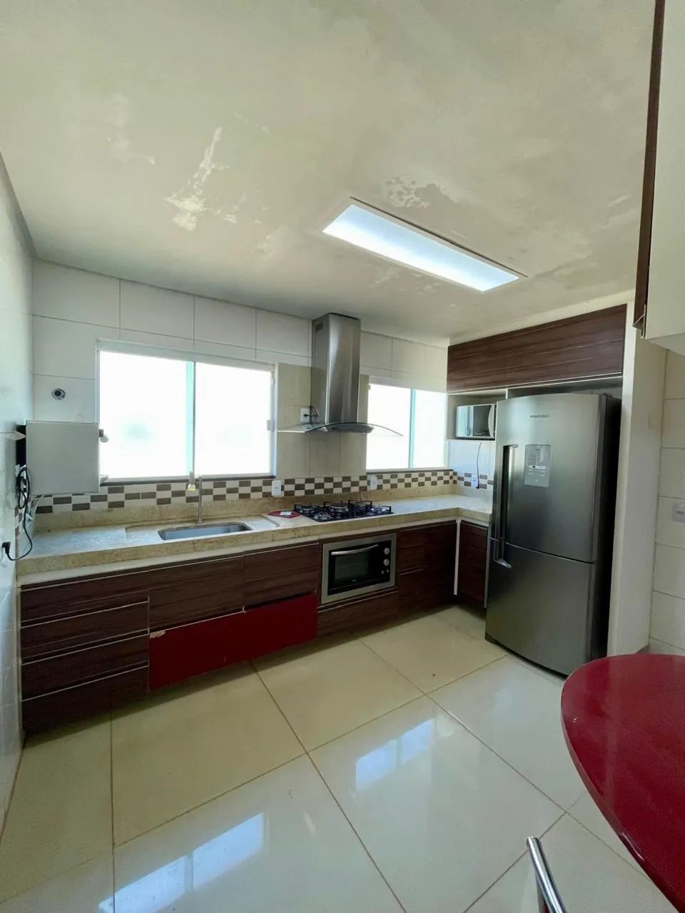 Sobrado em condomínio semi mobiliado na 208 norte 3/4  - Foto 5