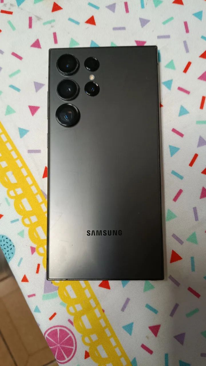 Vendo Samsung S24 ultra 512 Titanium na cor cinza - Foto 3