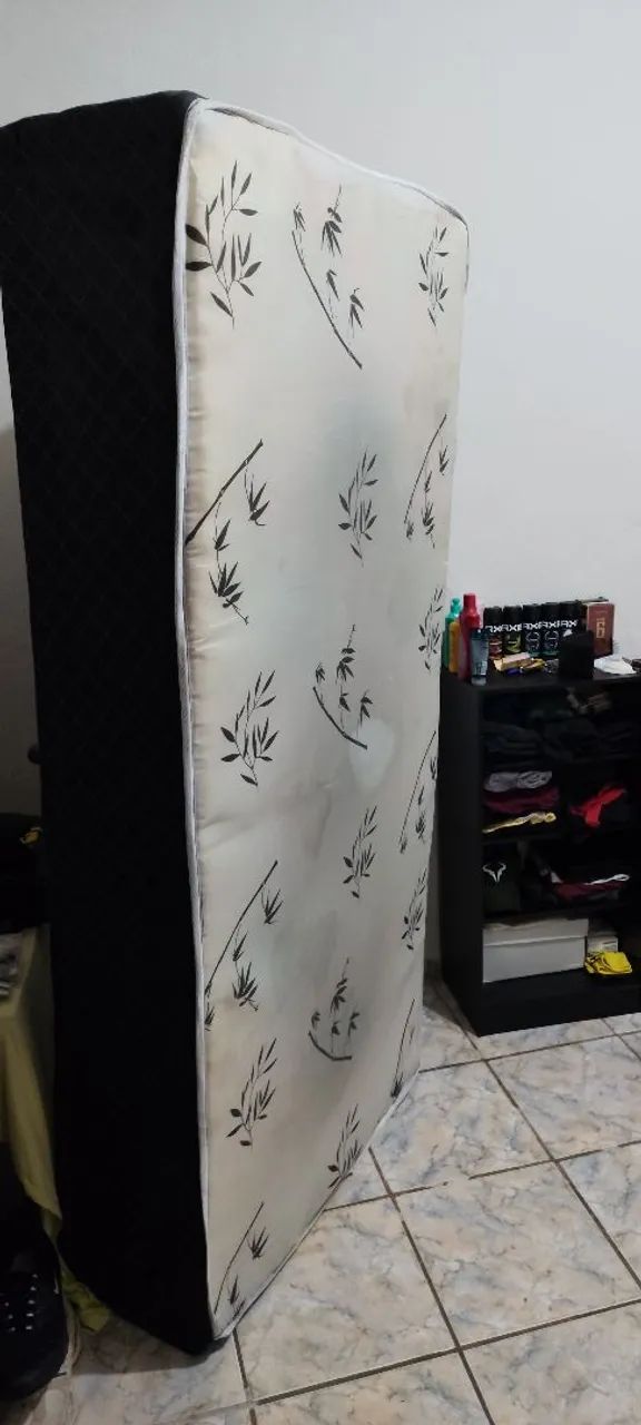 Cama box solteiro (Semi nova)