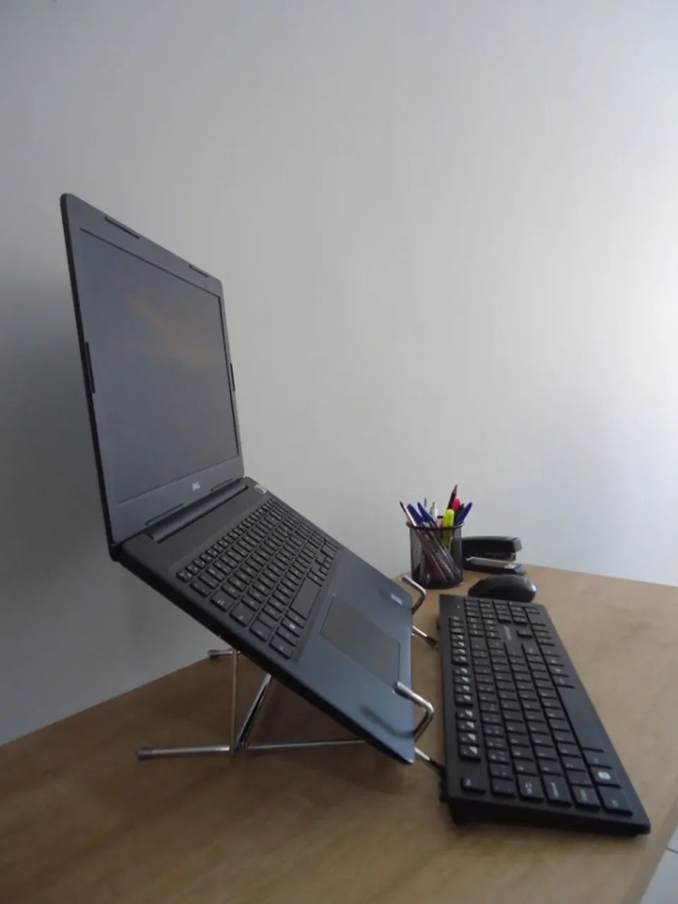 Suporte Para Notebook Ergonômico Cromado - Foto 2