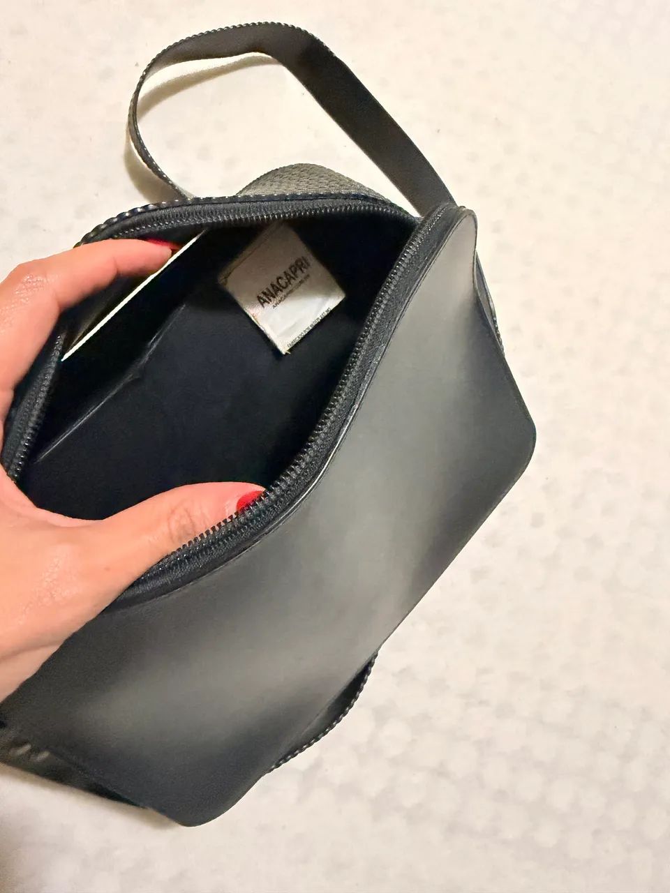 Bolsa Transversal Anacapri Preta - Foto 4