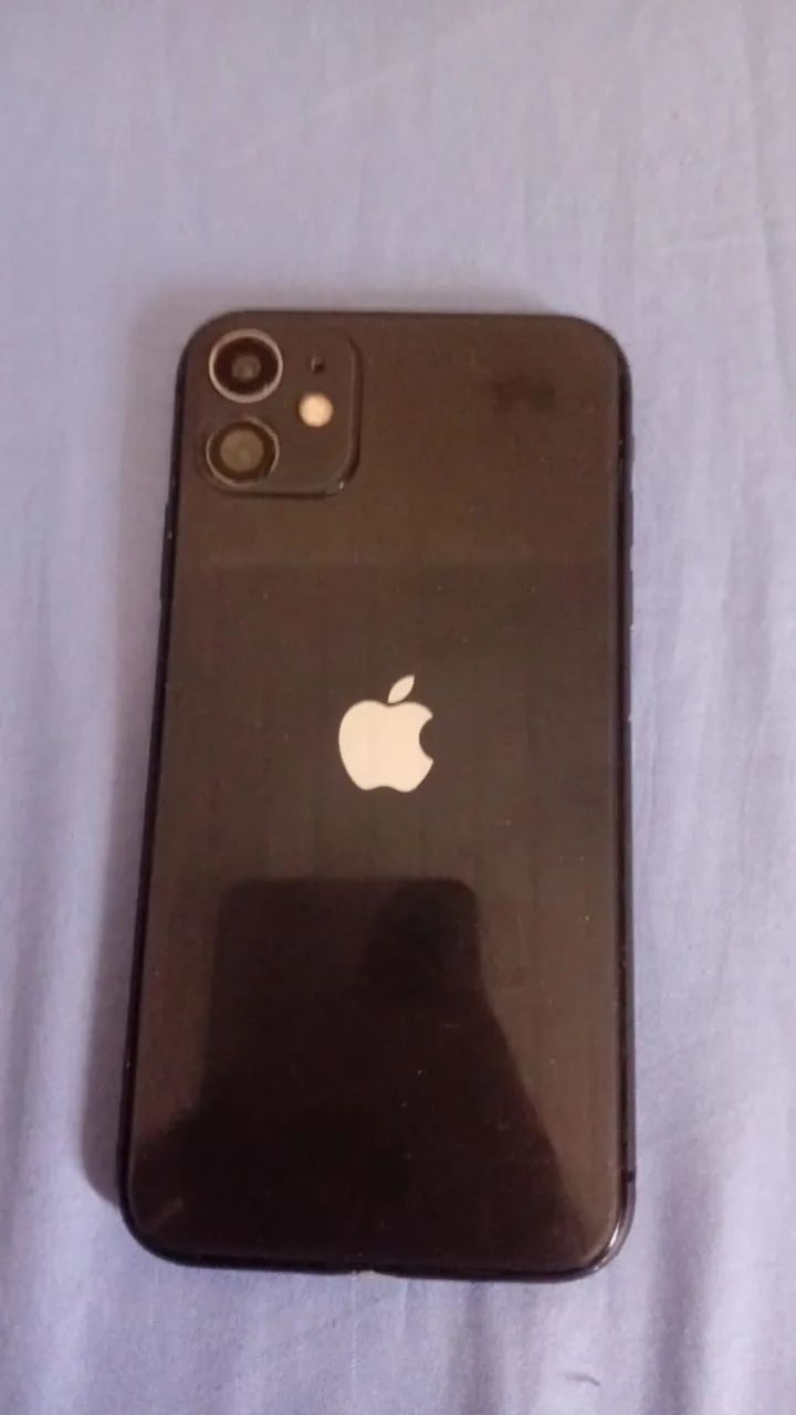 Troco iPhone 11 preto  - Foto 2