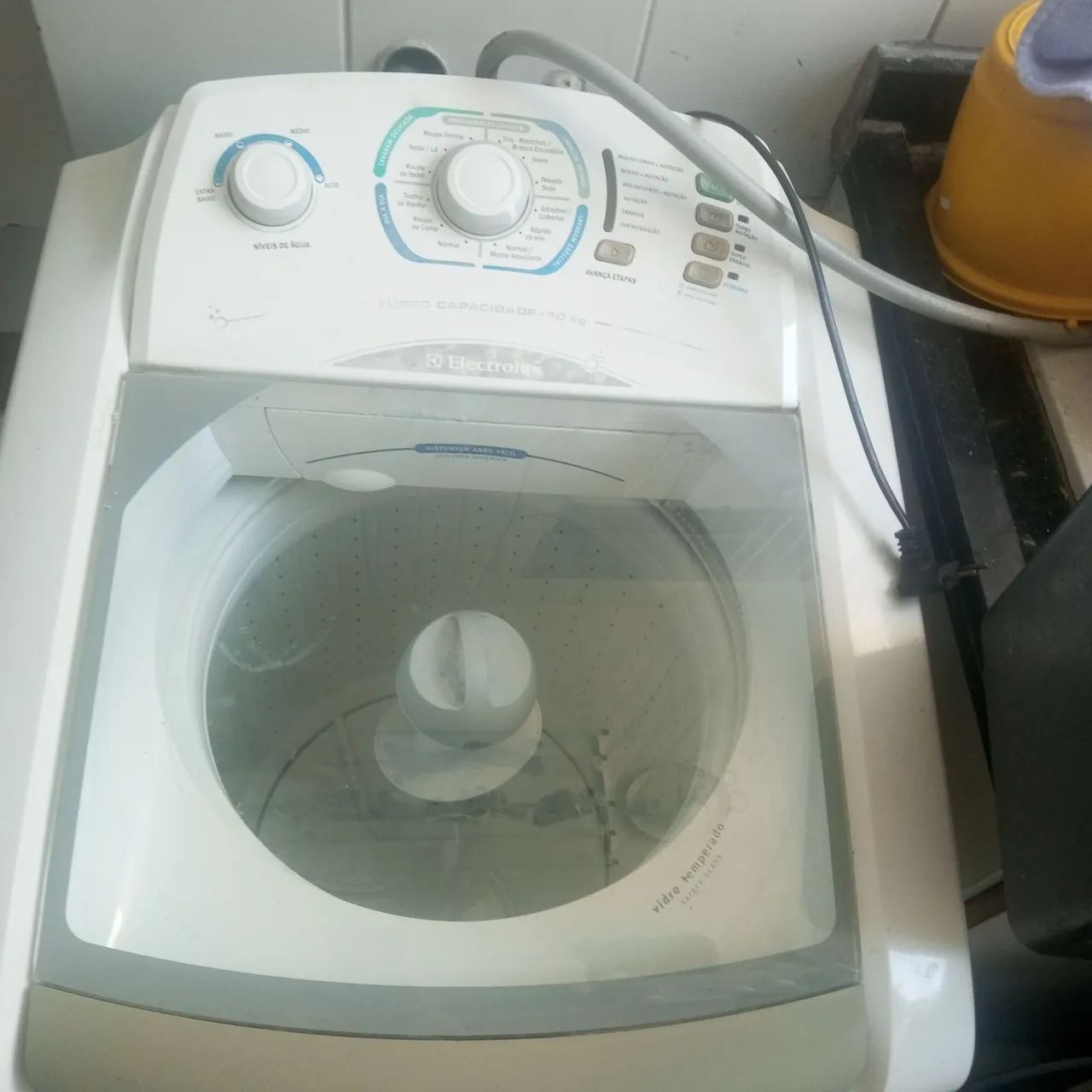 Máquina de Lavar 10kg