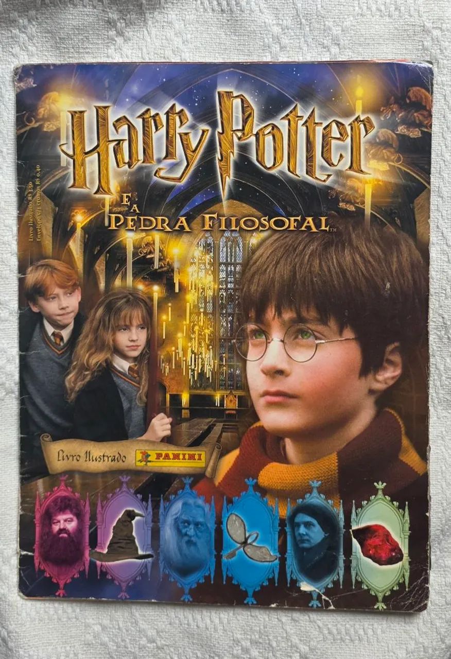 Álbum de figurinhas Harry Potter e a Pedra Filosofal