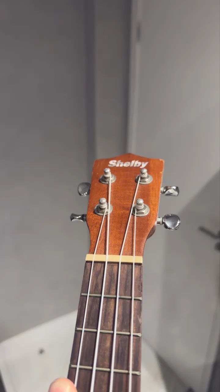 Ukulele Shelby  - Foto 4