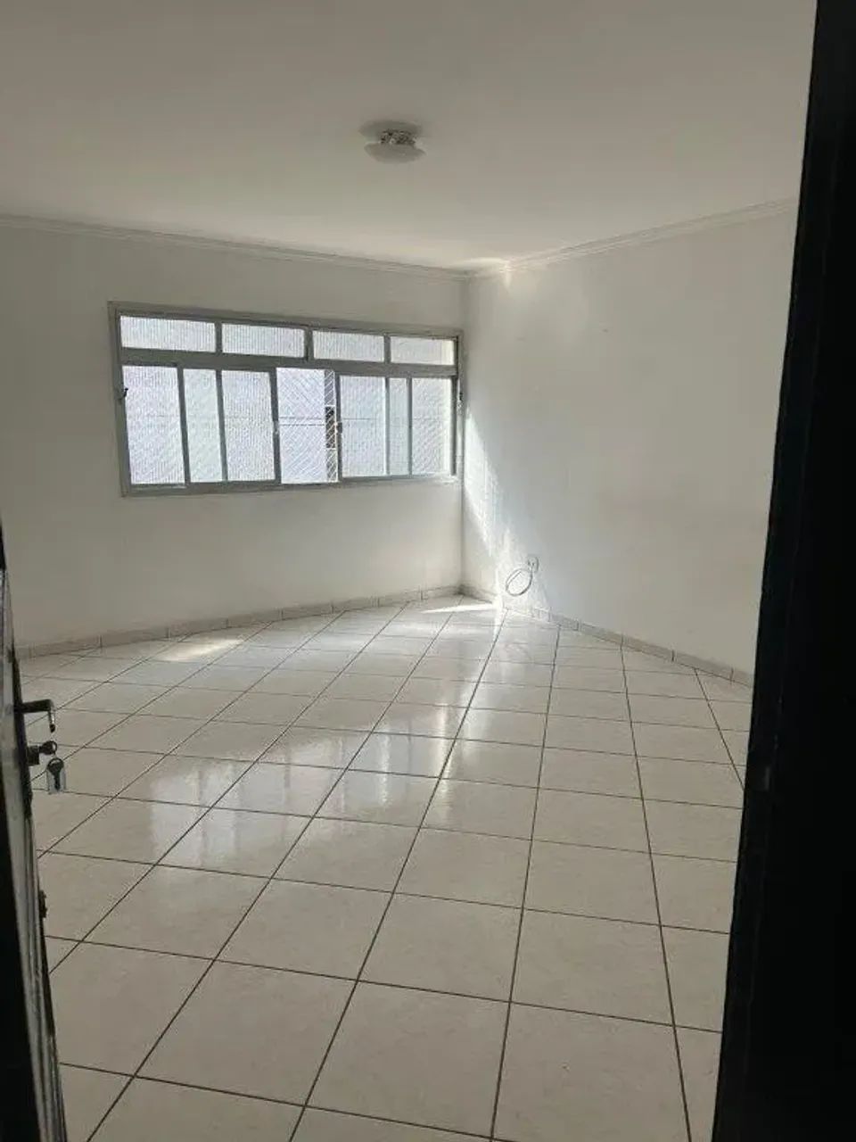 LAPA DE BAIXO APARTAMENTO PARA VENDER COM DOIS DORMITÓRIOS