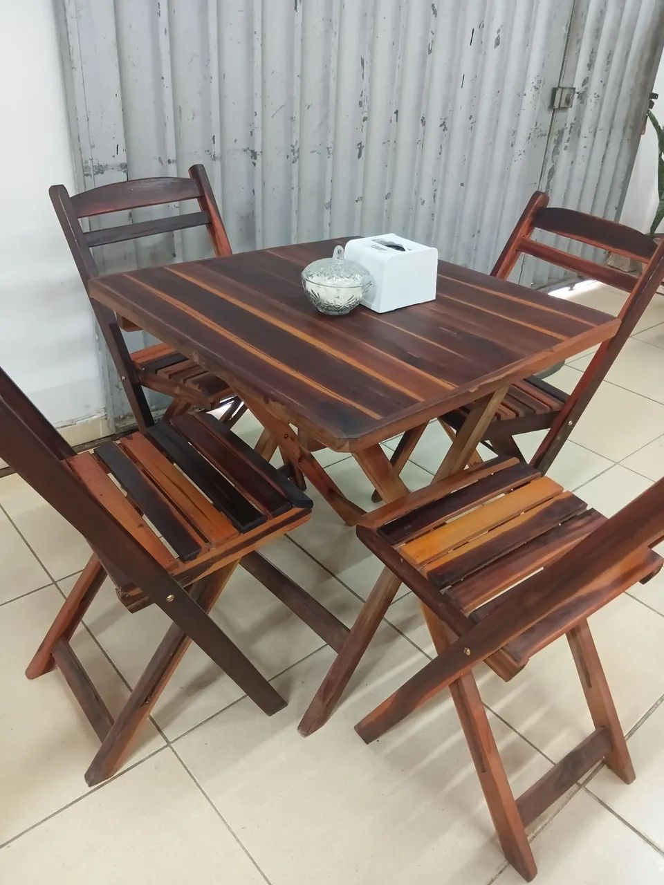 Jogos de mesa e cadeira - Foto 2