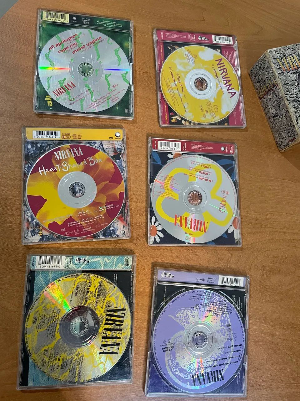 Box Nirvana singles  - Foto 3