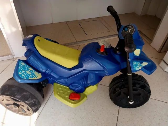 Motoca elétrica 