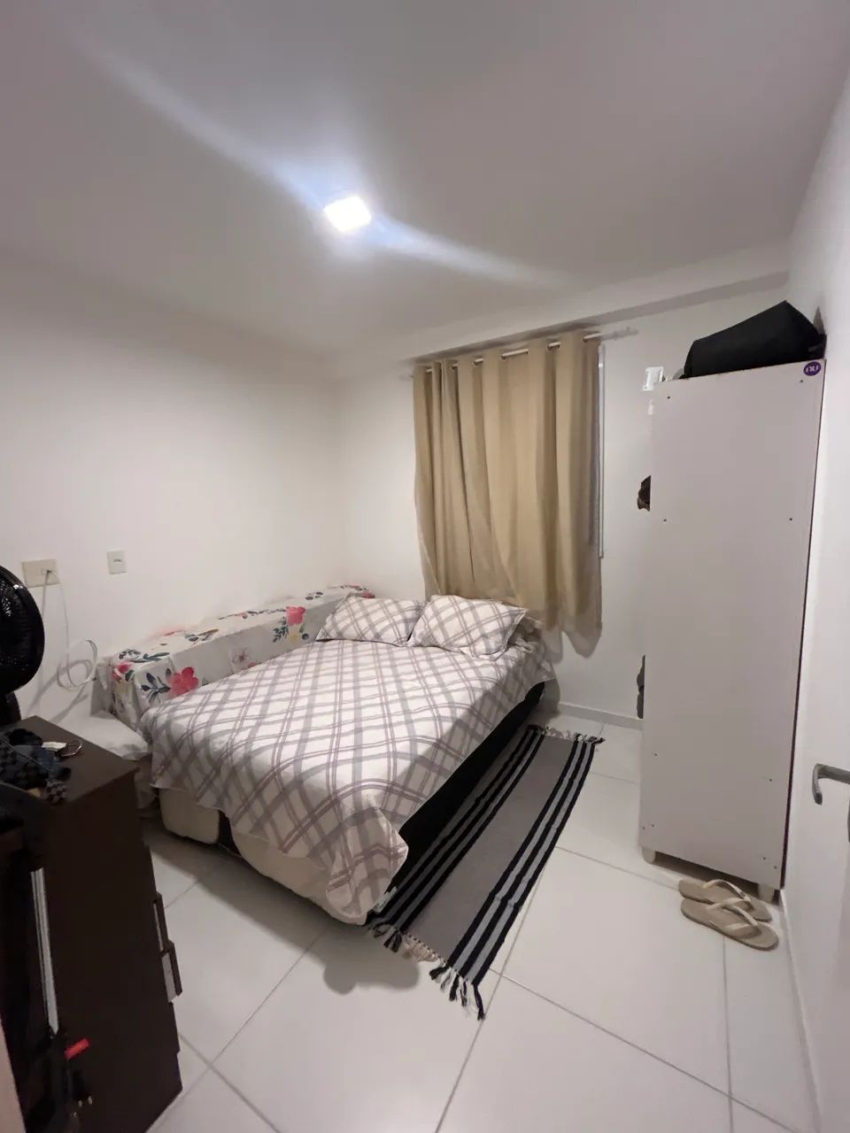 Aluga-se Apartamento 2 Quartos Mobiliado com Vaga - Foto 3
