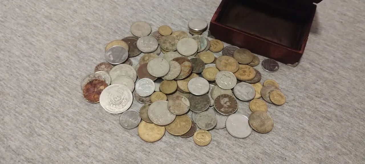 Vendo baú cheio de moedas reis e Cruzeiro  - Foto 5