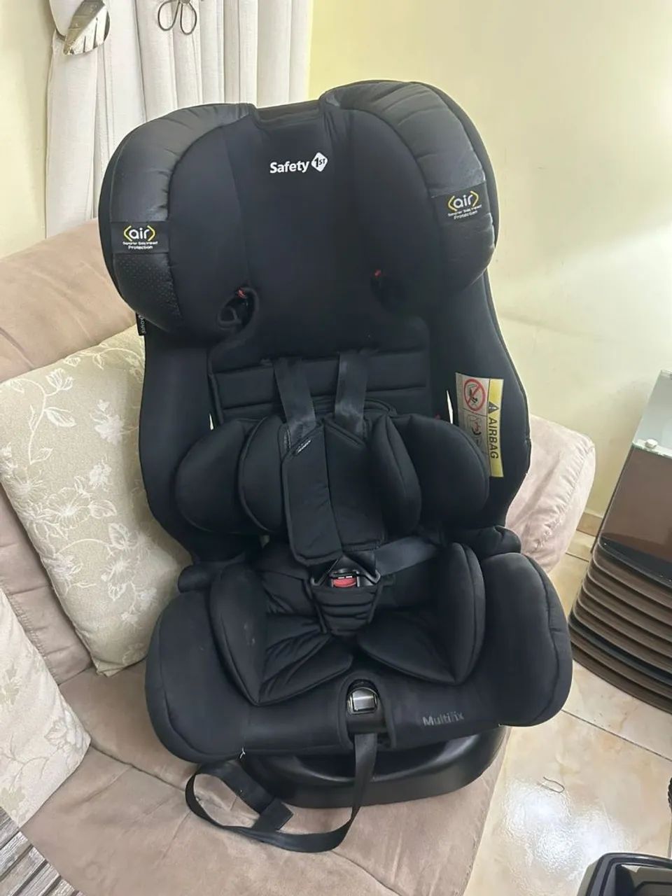 Cadeirinha Safety 1st Multifix Isofix 0 a 36kg - Completa e Conservada