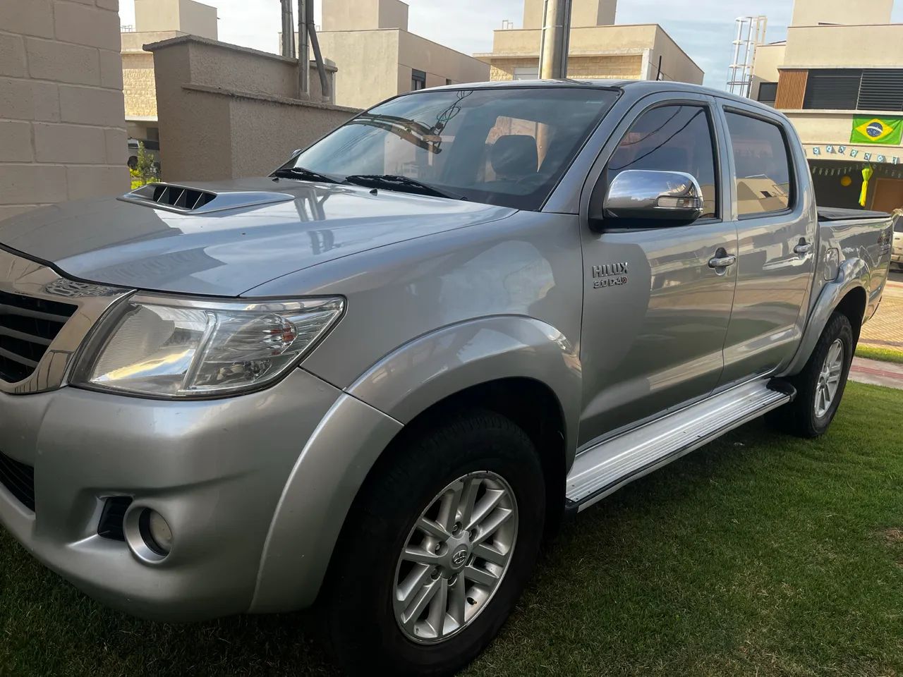 Toyota Hilux CD SRV D4-d 4X4 3.0 TDI Diesel AUT 2015 - Foto 7