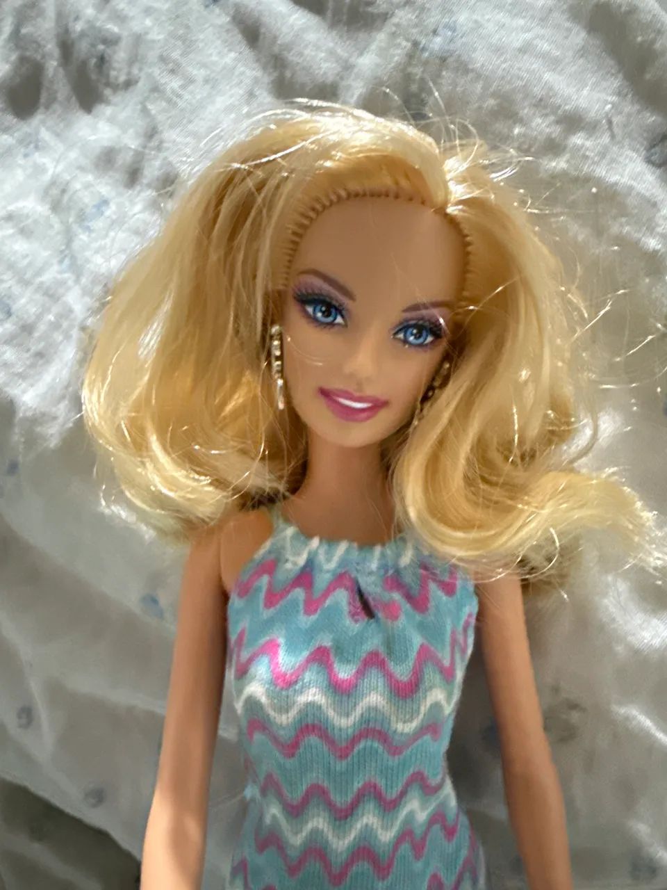Linda boneca Barbie - Foto 2