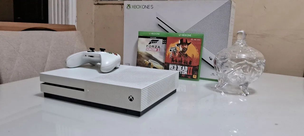 Xbox One S - 1TB - Foto 2