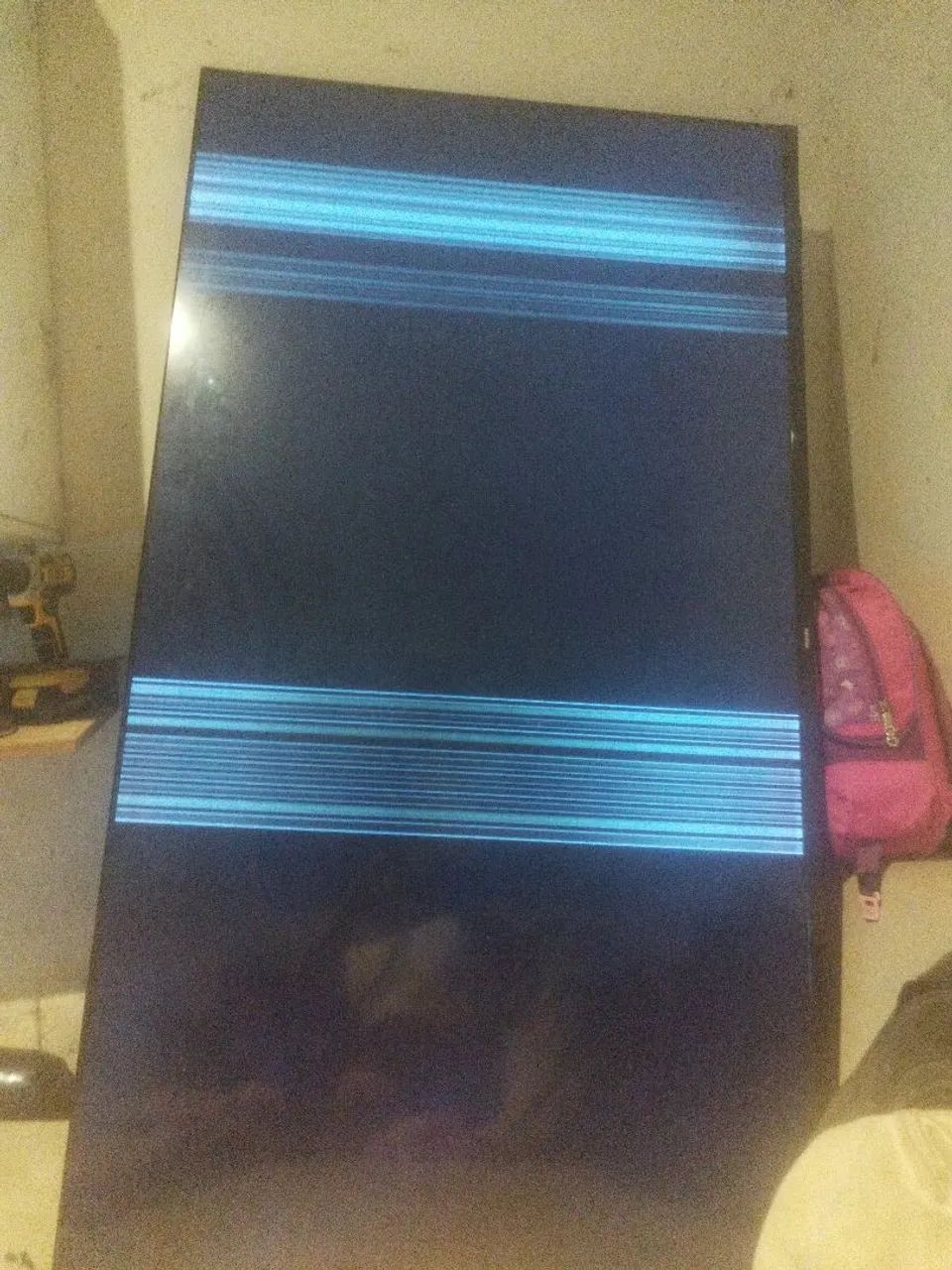vendo tv philipis com defeito 65 polegadas - Foto 2