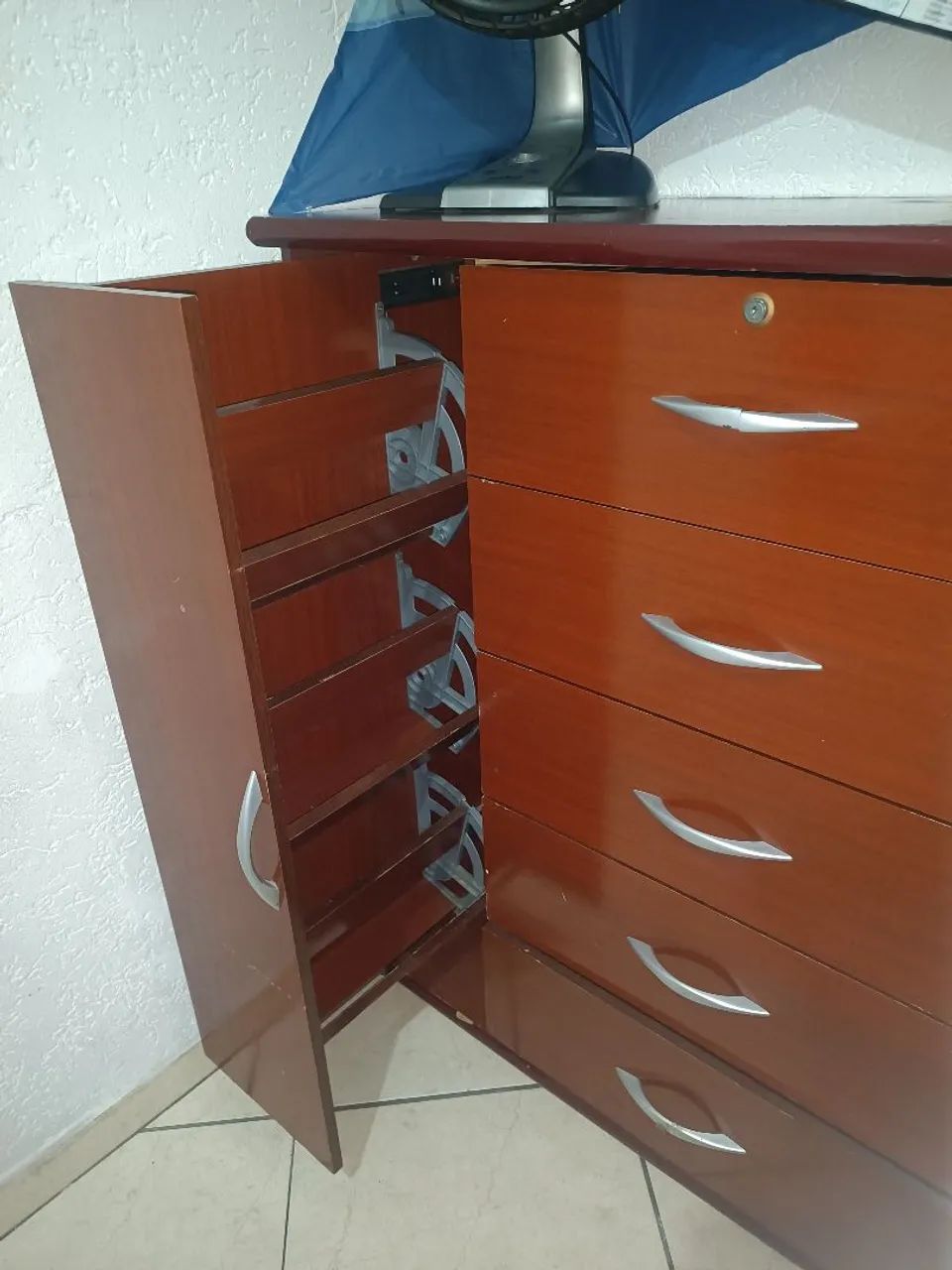 Cômoda com 5 gavetas - Foto 4