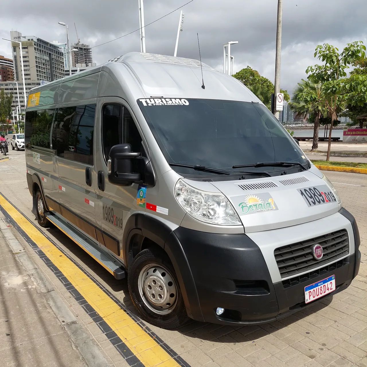 Locação van, topic e ônibus Executivo  - Foto 5