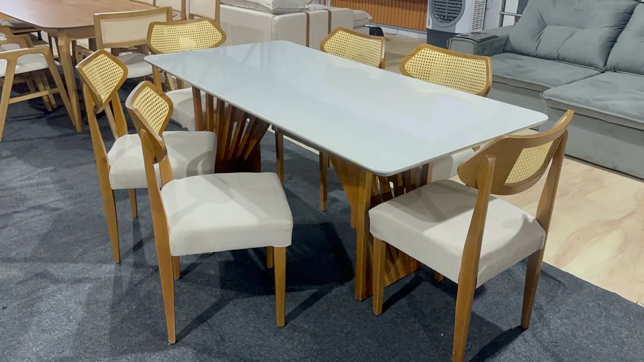 MESA DE JANTAR 1.80x90 BASE RIPADA 100% MADEIRA COM 6 CADEIRAS - Foto 4