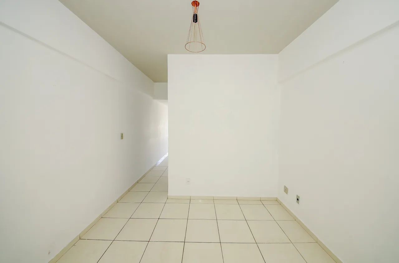 Quarto e sala com varanda no São Mateus para venda