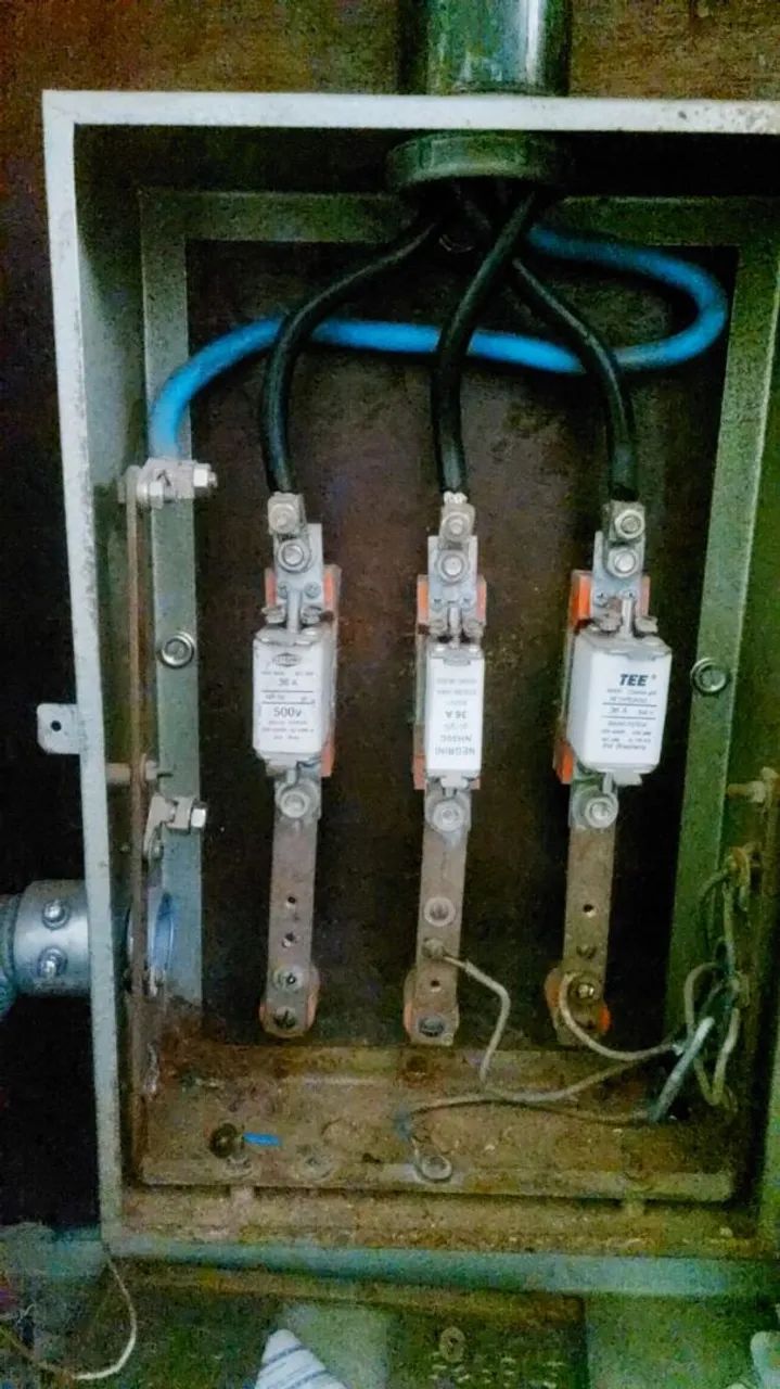 ELETRICISTA E TÉCNICO 24H DF EM TORNO  - Foto 2