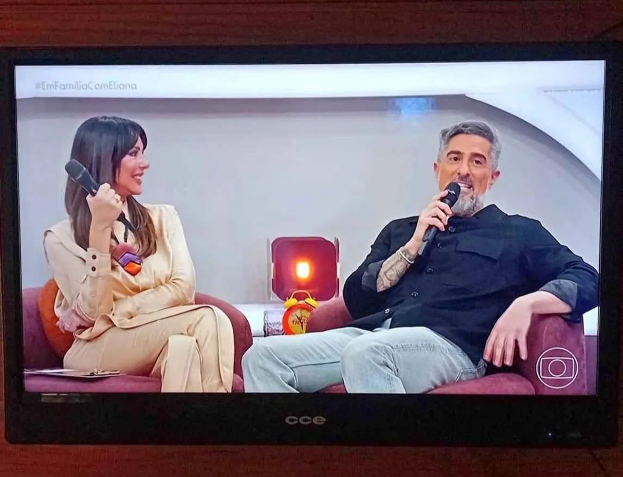 Tv CCE 32 polegadas não é smart funcionando perfeitamente 