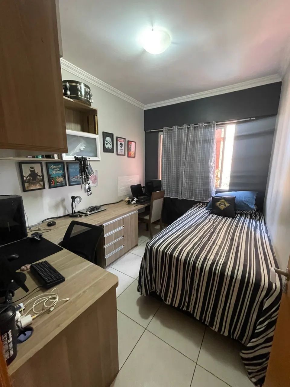 Alguém apartamento 3 quartos com suíte