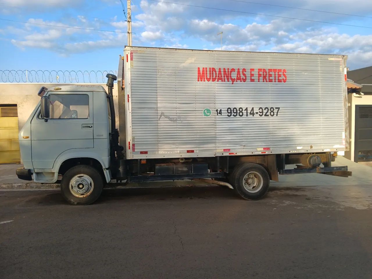Mudanças e fretes * 