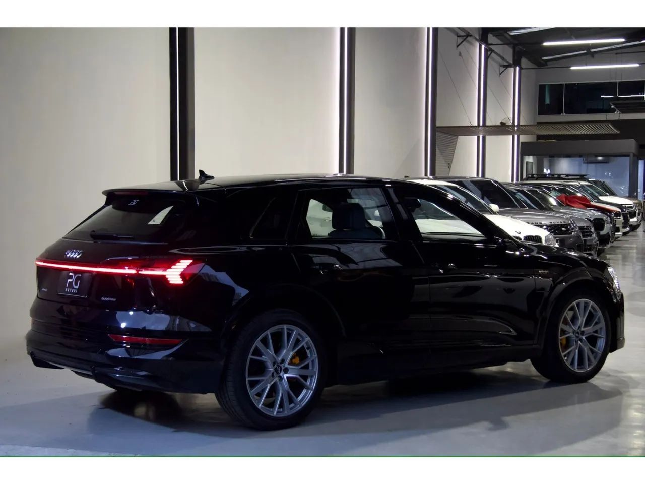 Audi E-Tron Performa. Black Aut. (elétrico) 2020 - Foto 5