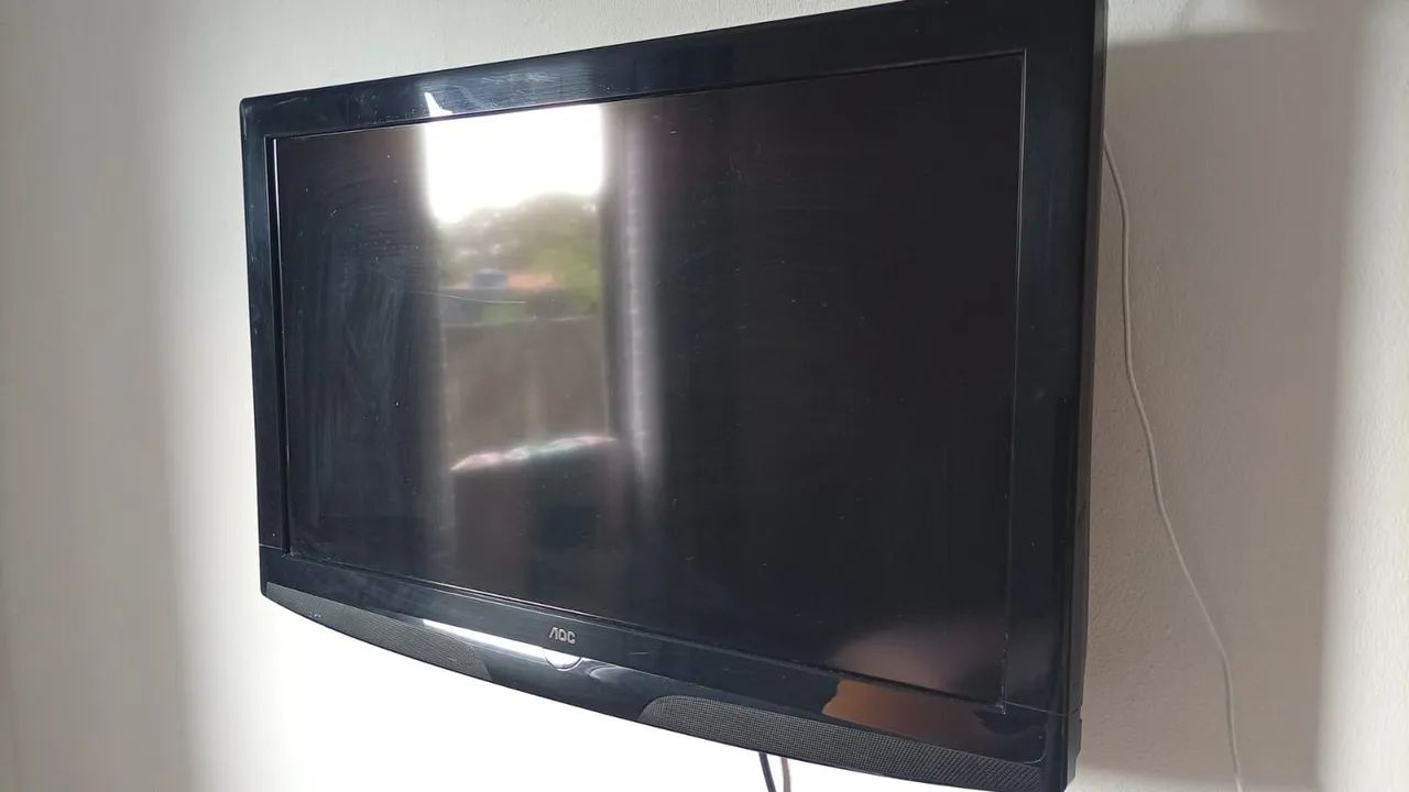 Tv 32 AOC 