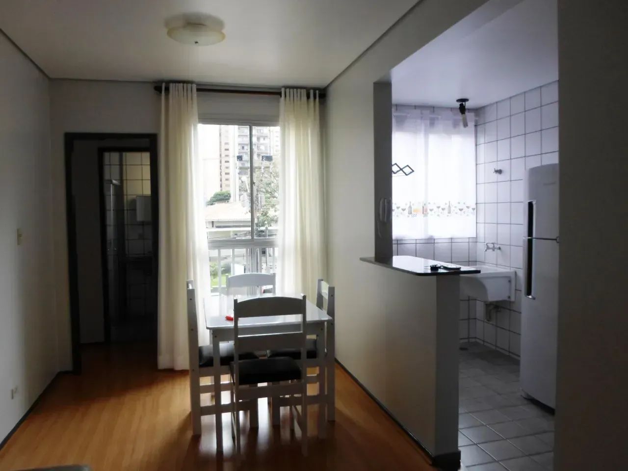 Oportunidade no centro nobre, Ed. Saint Germain, 01 quarto, mobiliado e alugado! - Foto 4
