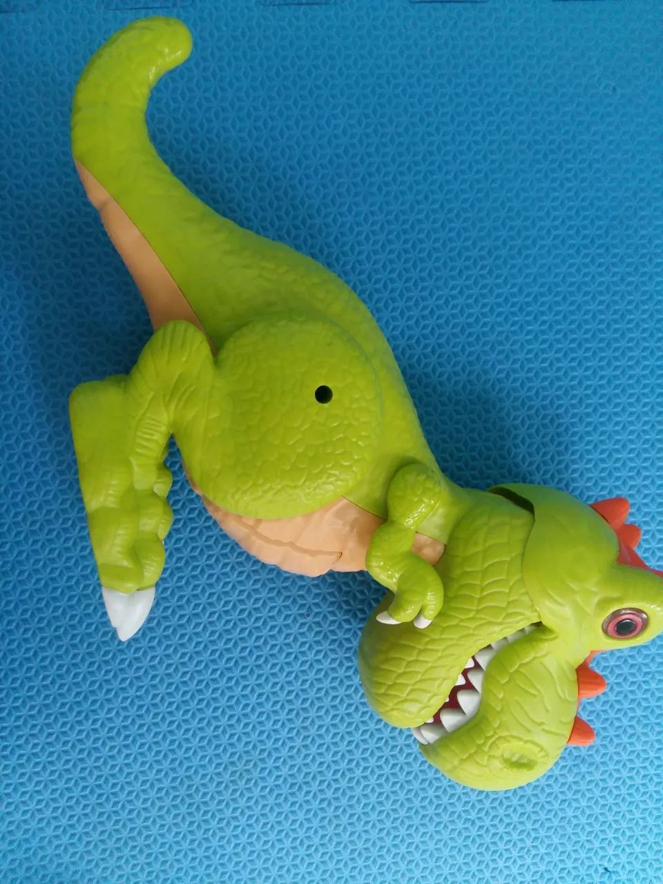 Dinossauro brinquedo  - Foto 4